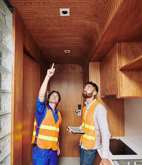 electrician showing light sockets